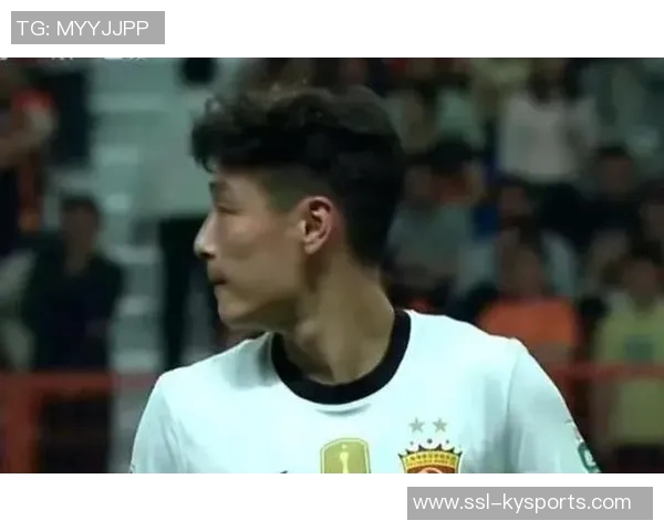 后场防守失误致命奥斯卡助攻侯永永头球破门泰山队暂时落后玉昆队 后场防守失误致命奥斯卡助攻侯永永头球破门泰山队暂时落后玉昆队