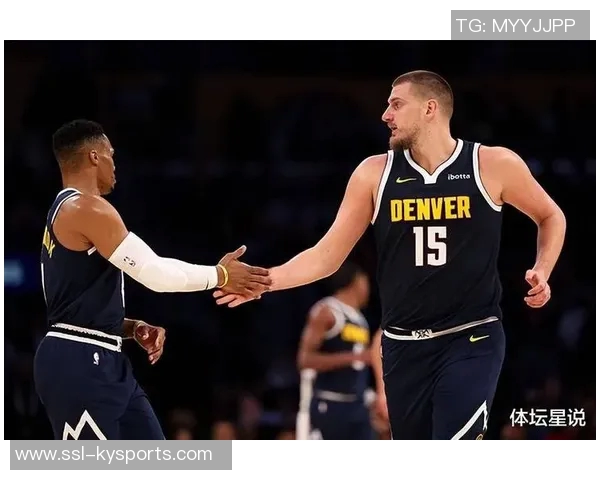 新赛季GM调查揭晓球商榜约基奇遥遥领先詹姆斯保罗紧随其后 新赛季GM调查揭晓球商榜约基奇遥遥领先詹姆斯保罗紧随其后