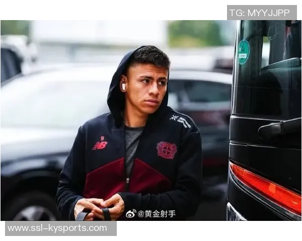 埃切维里出场时间受限药厂总监强调球队防守需稳固 埃切维里出场时间受限药厂总监强调球队防守需稳固