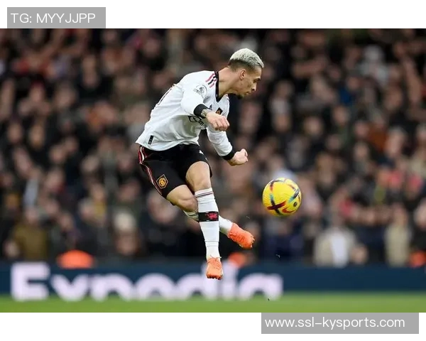 哈克斯分享球队快节奏打法乐趣强调切入跑动与空间创造的重要性