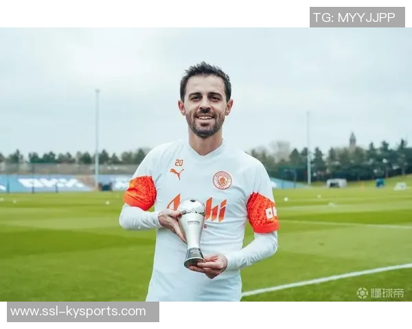 FIFA最佳阵容与FIFPRO最佳11人对比分析姆巴佩与帕乔的替换影响