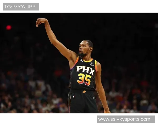 杜兰特强调团队精神我们是一支充满能量与身体对抗的战斗团队